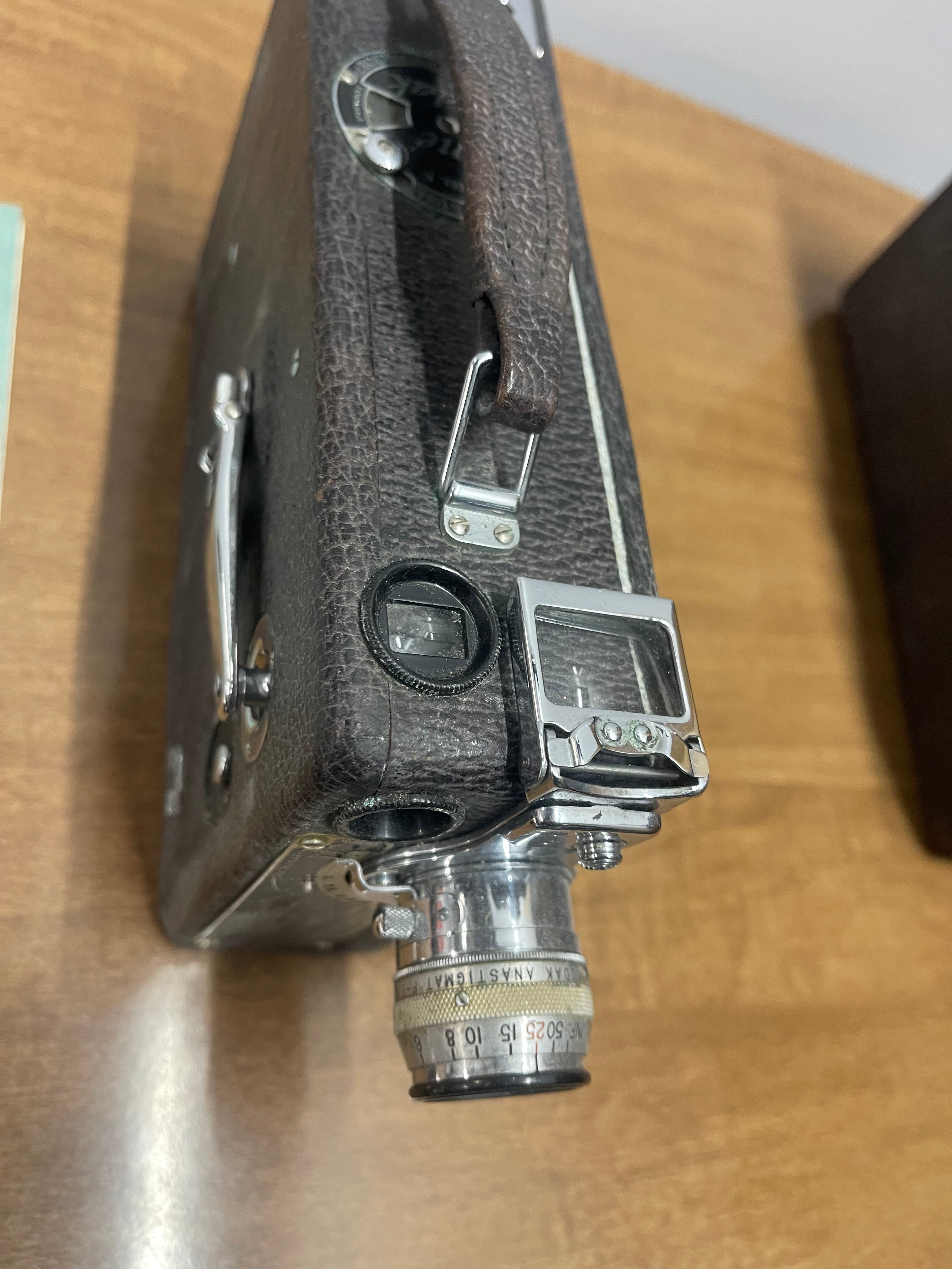 Vintage Cine-Kodak Model K Film Camera – With Case & Extr