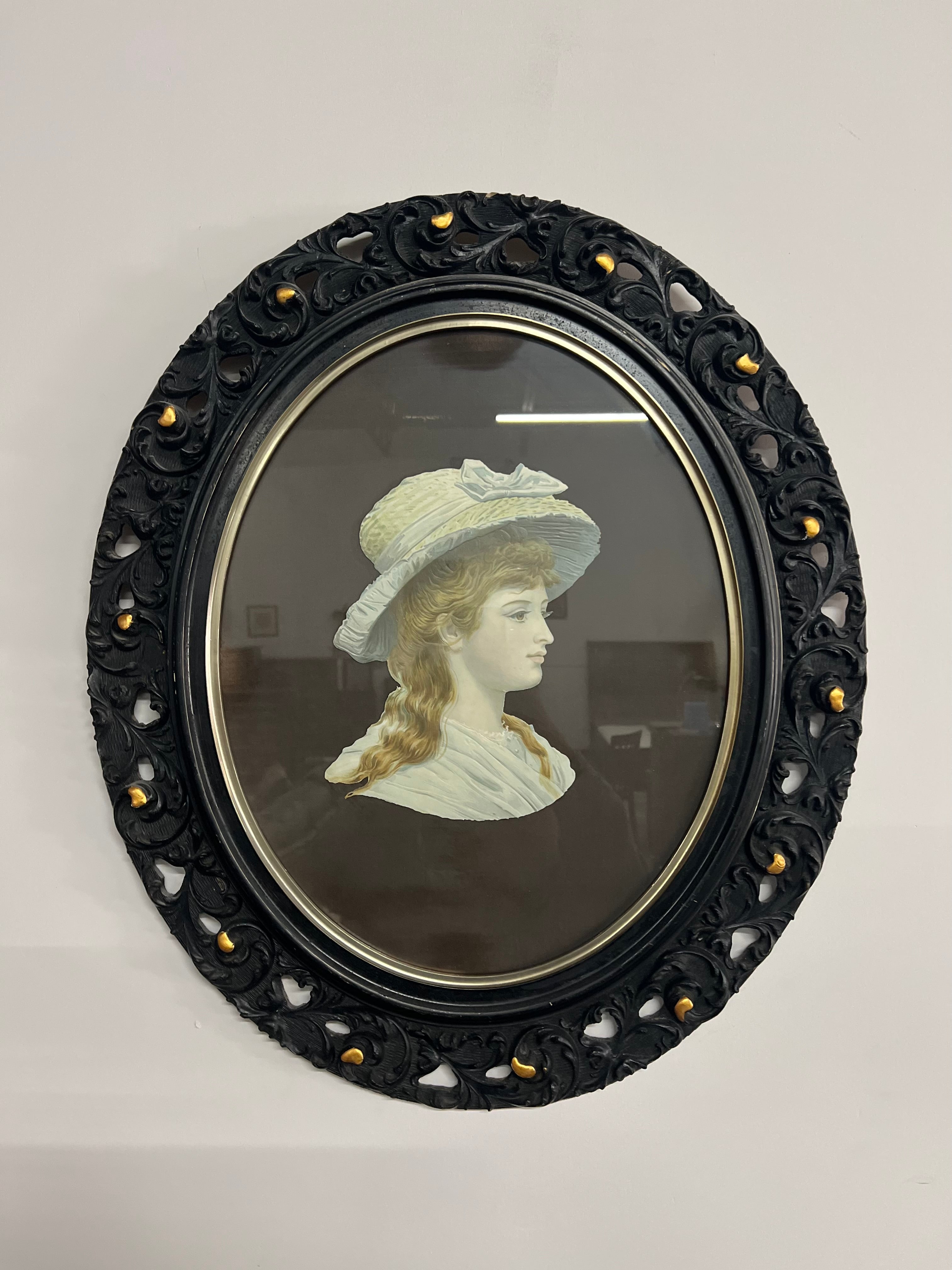 Vintage Oval Portrait Wall Art