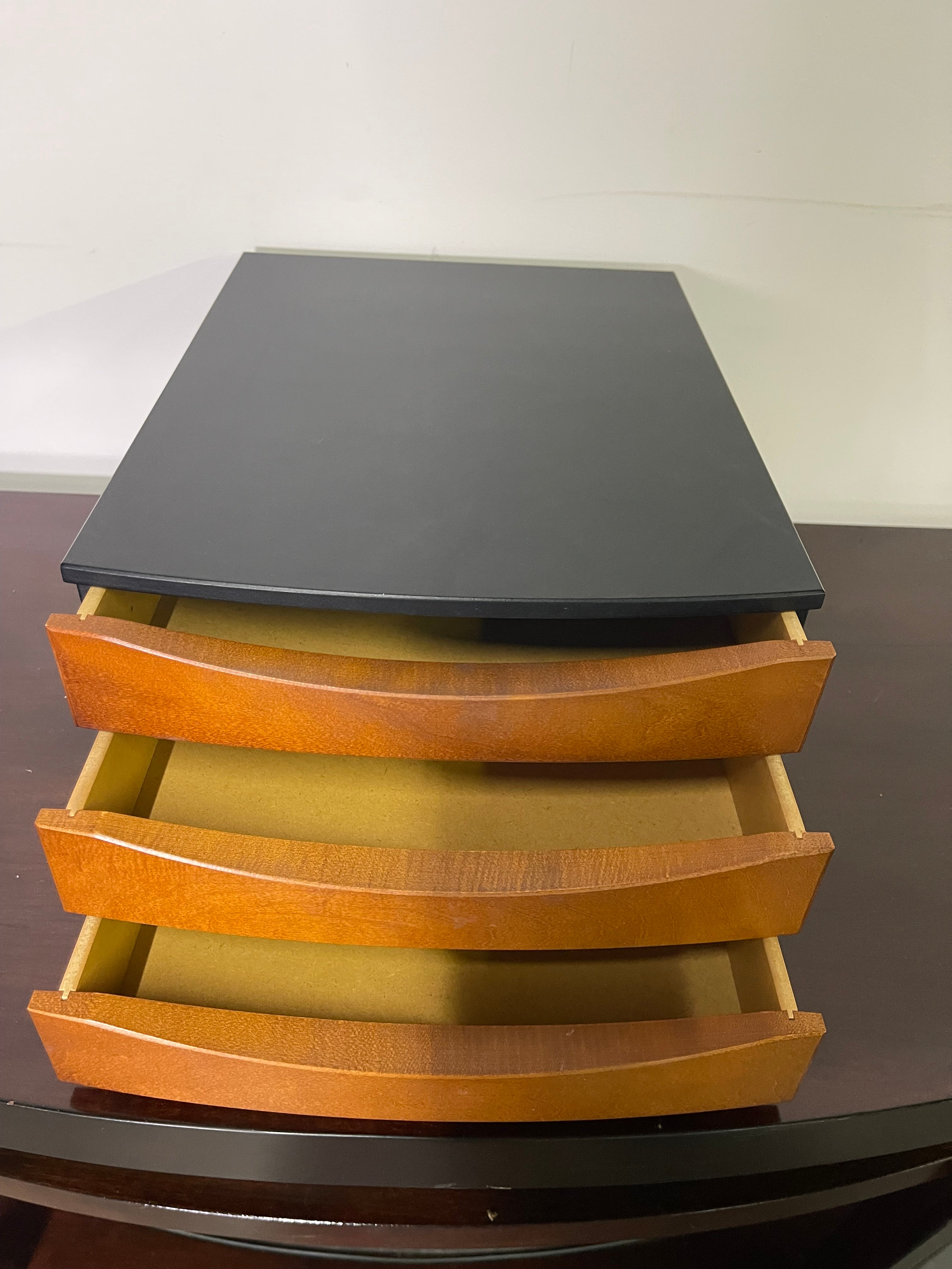 Modern Curved 3-Drawer Organizer Box