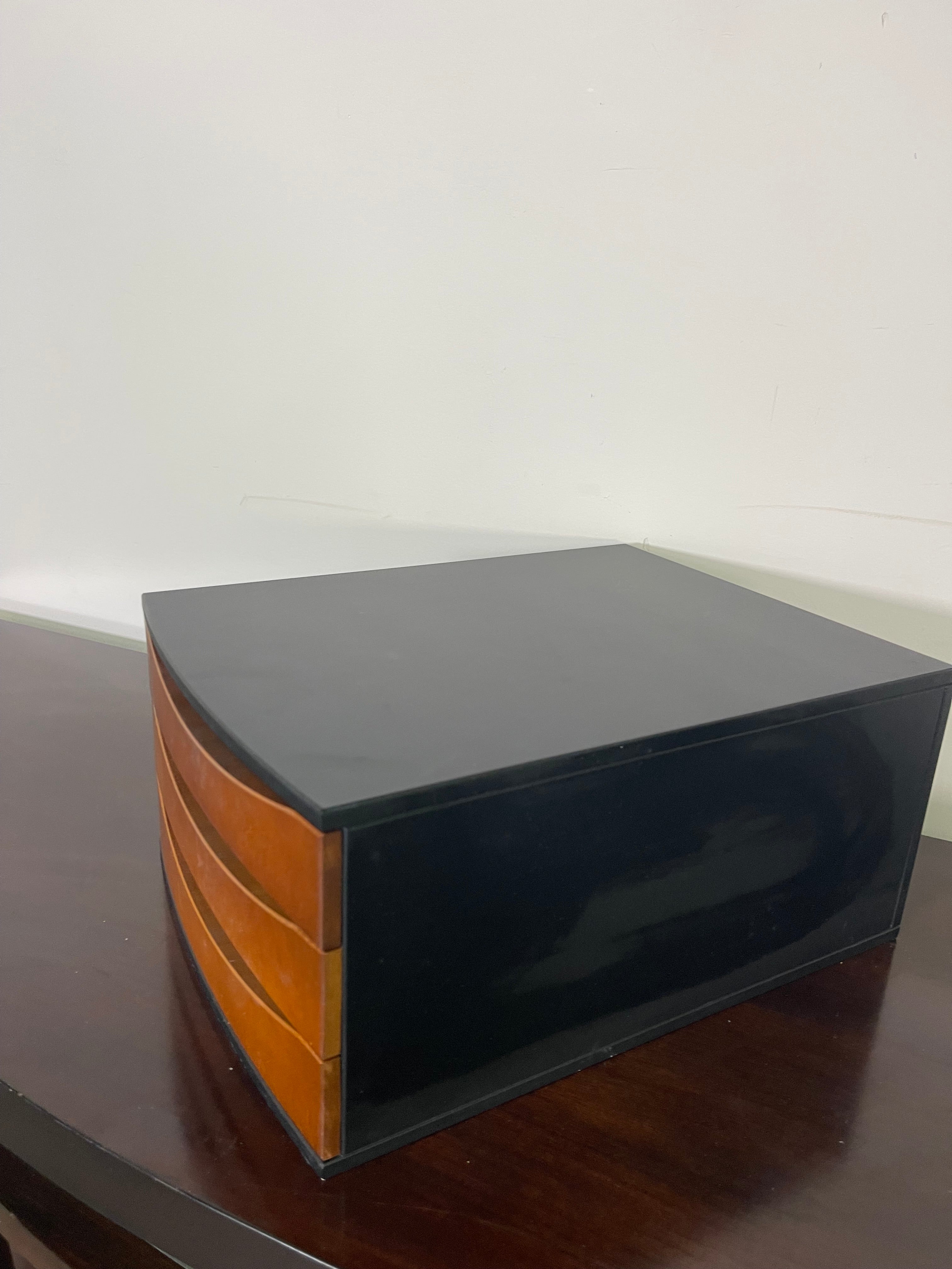 Modern Curved 3-Drawer Organizer Box