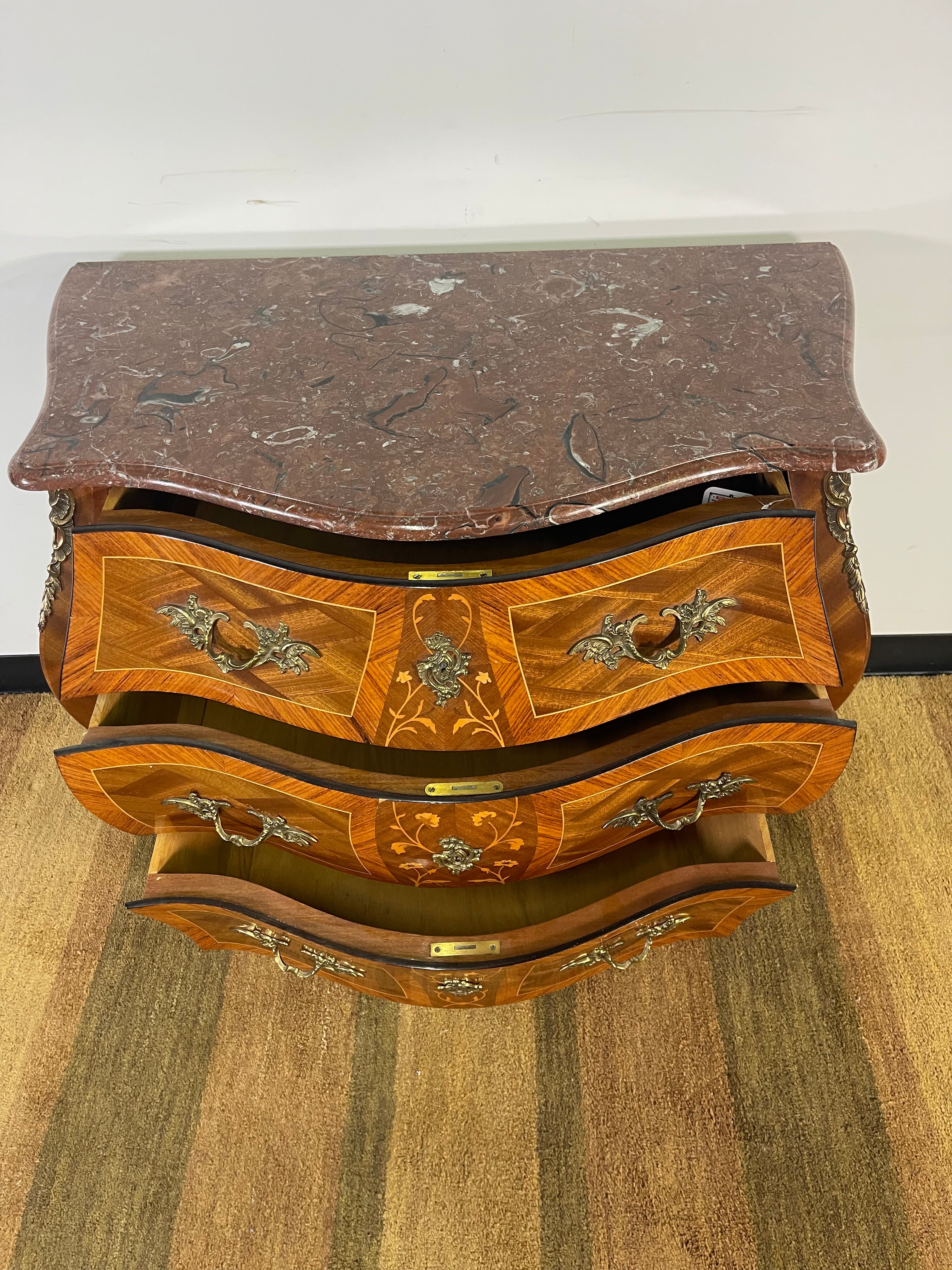 Stone Top Bombe Chest