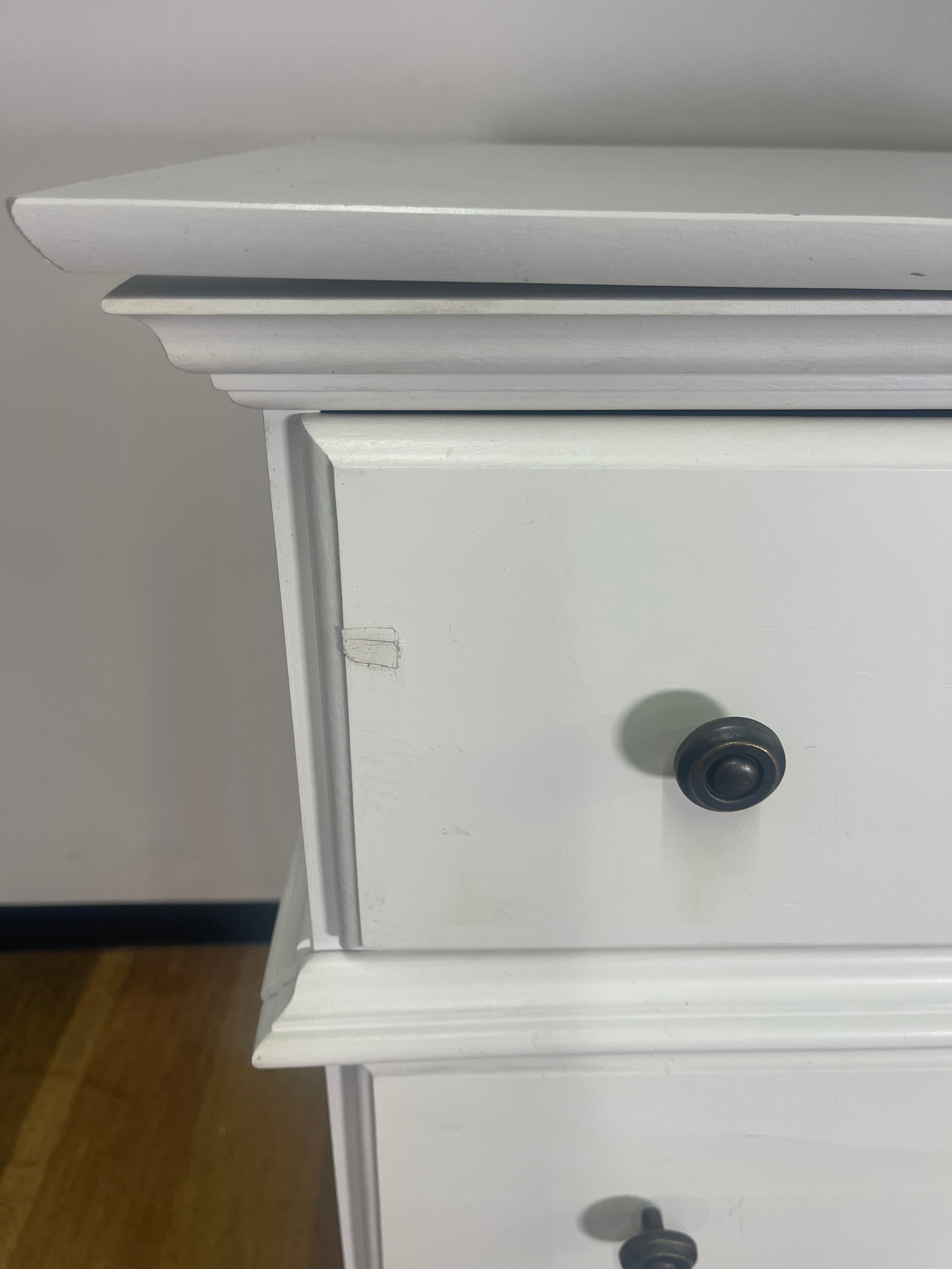 White 5-Drawer Cottage Style Chest