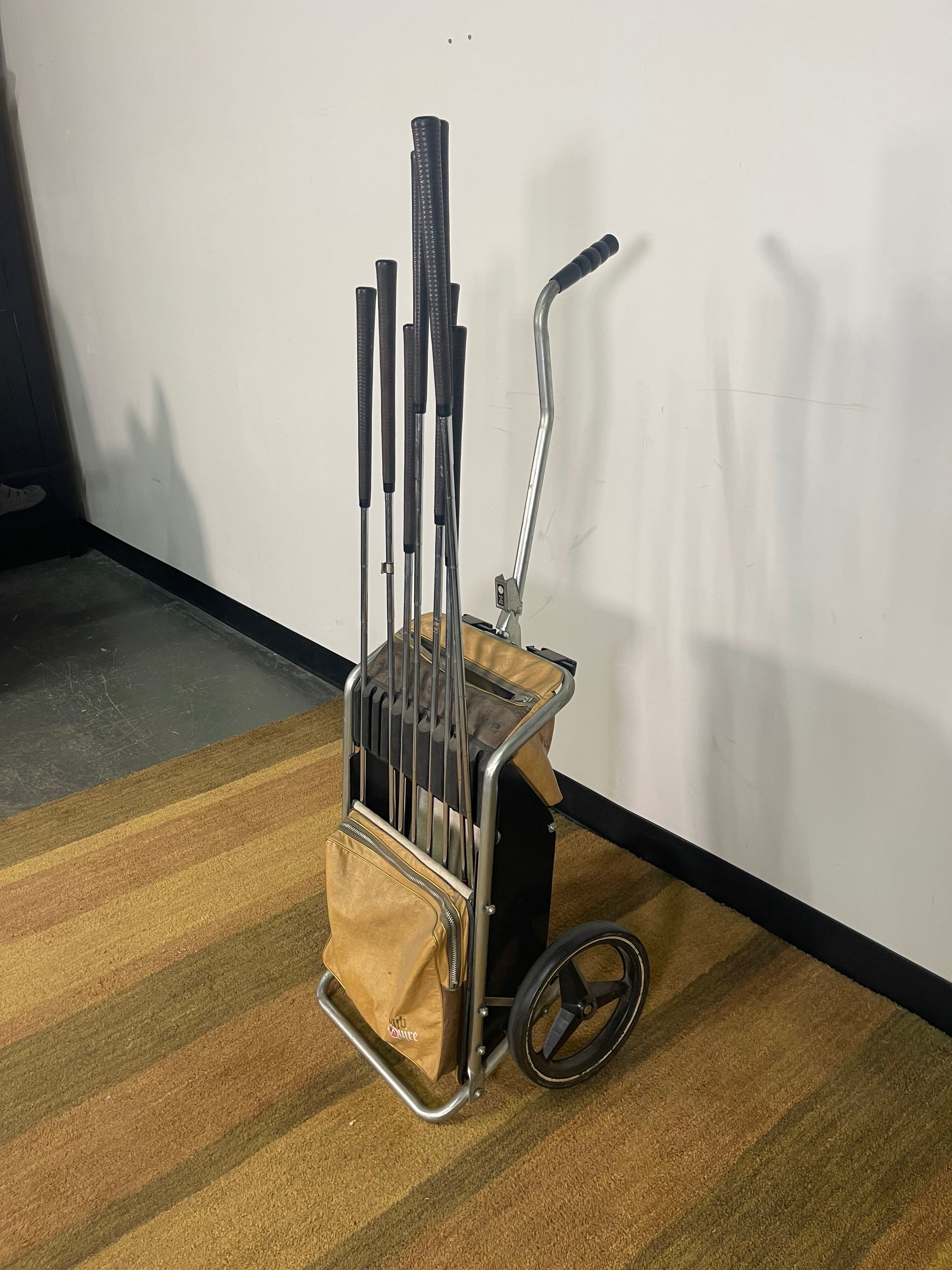 Vintage Wilson Golf Cart & Club Set