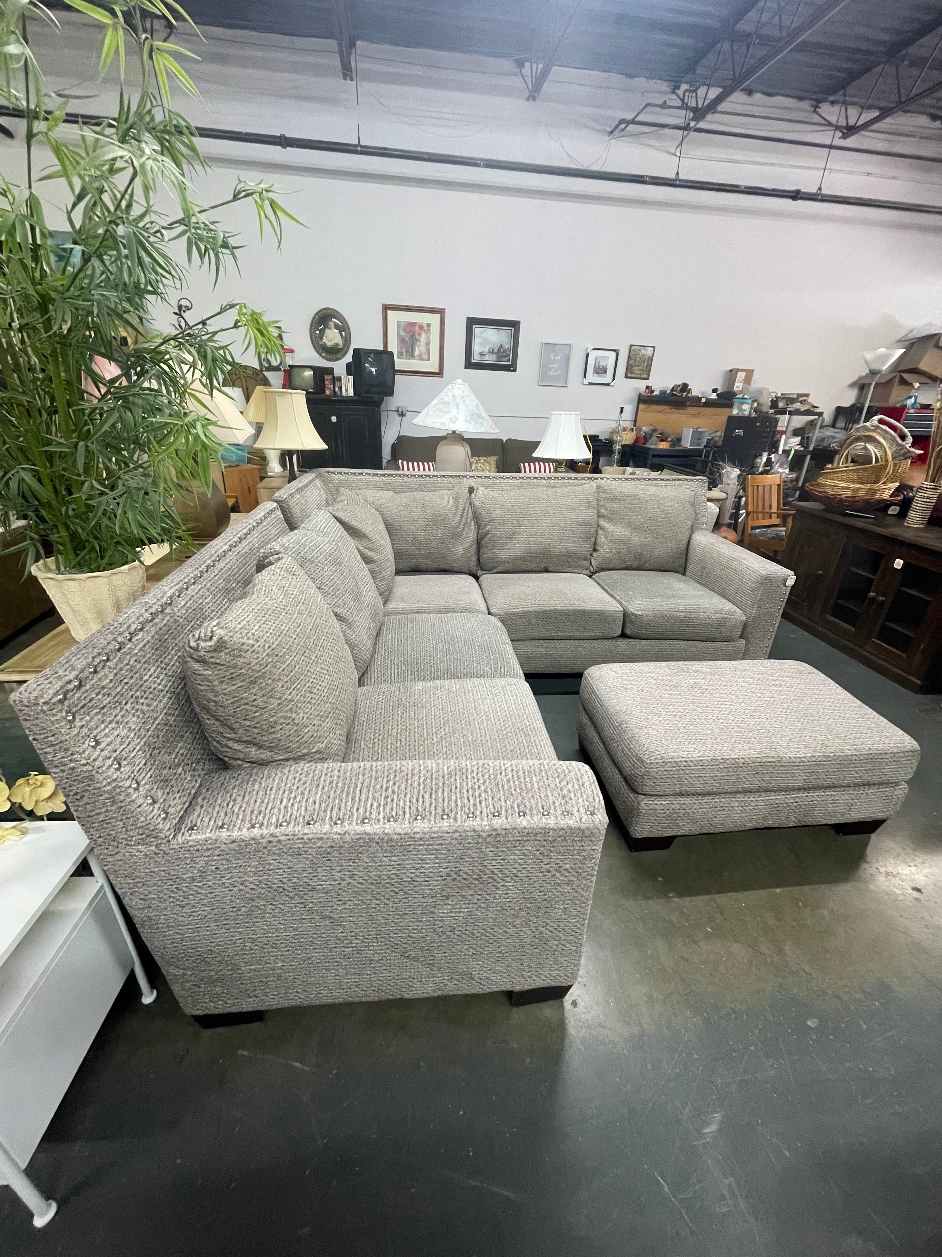 Large Gray Tweed Sectional with Nailhead Trim & Ottoman