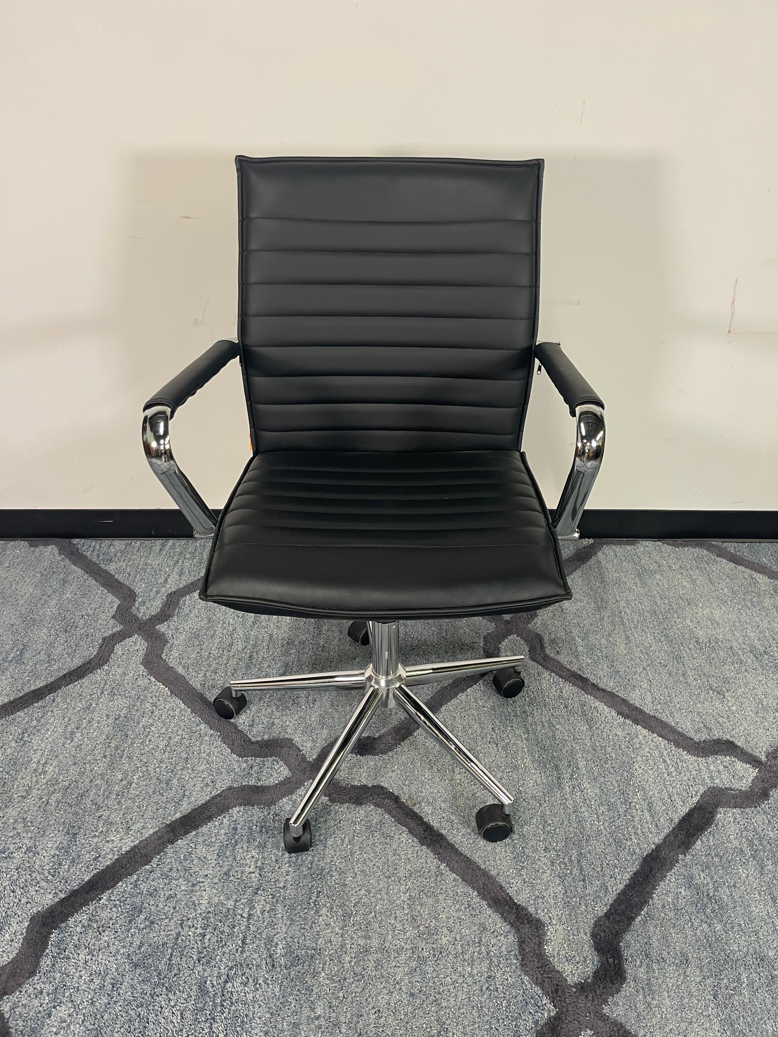 Ribbed Leather Executive Office Chair