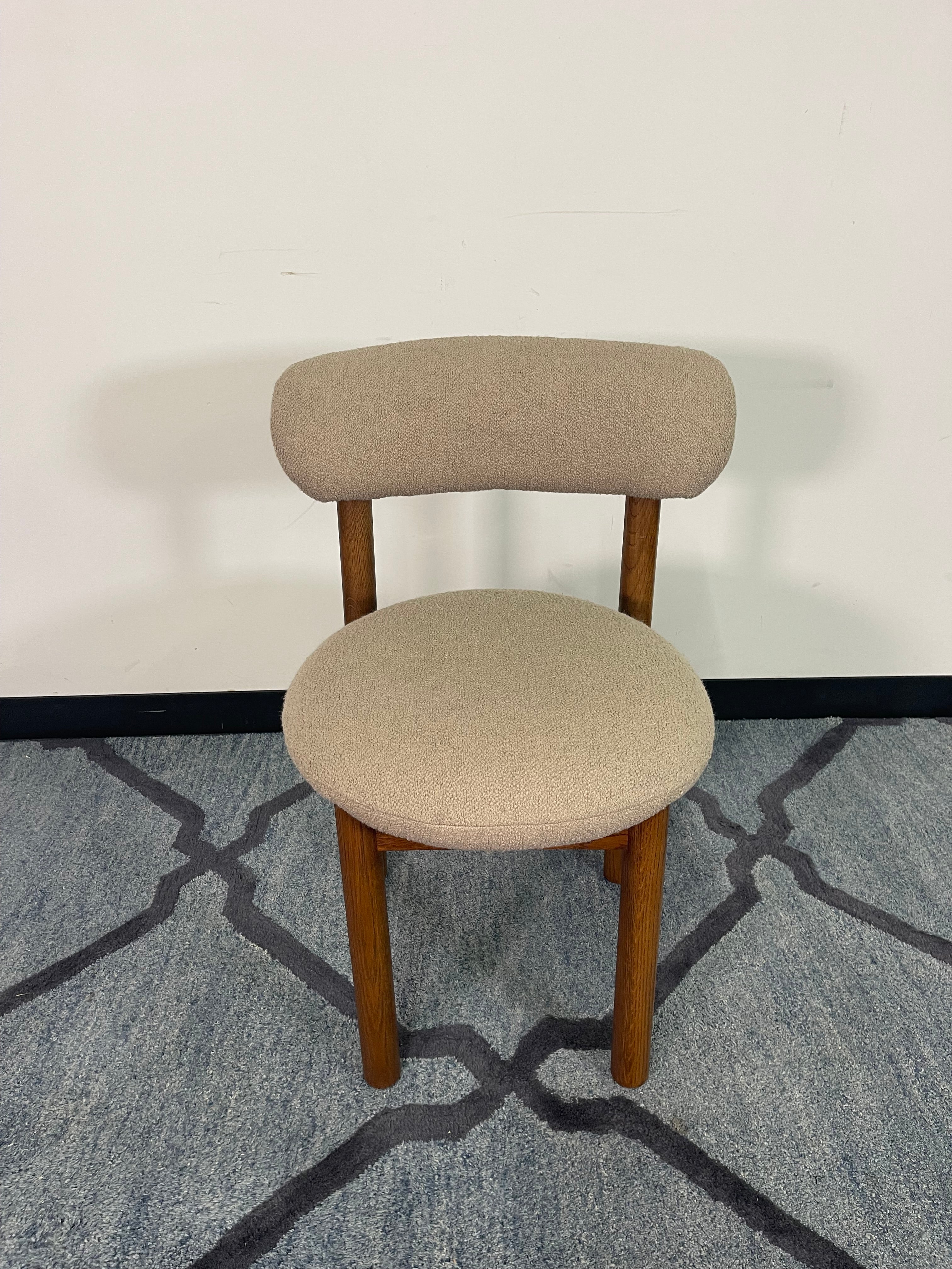 Article “Munk” Oak &amp; Boucle Dining Chair