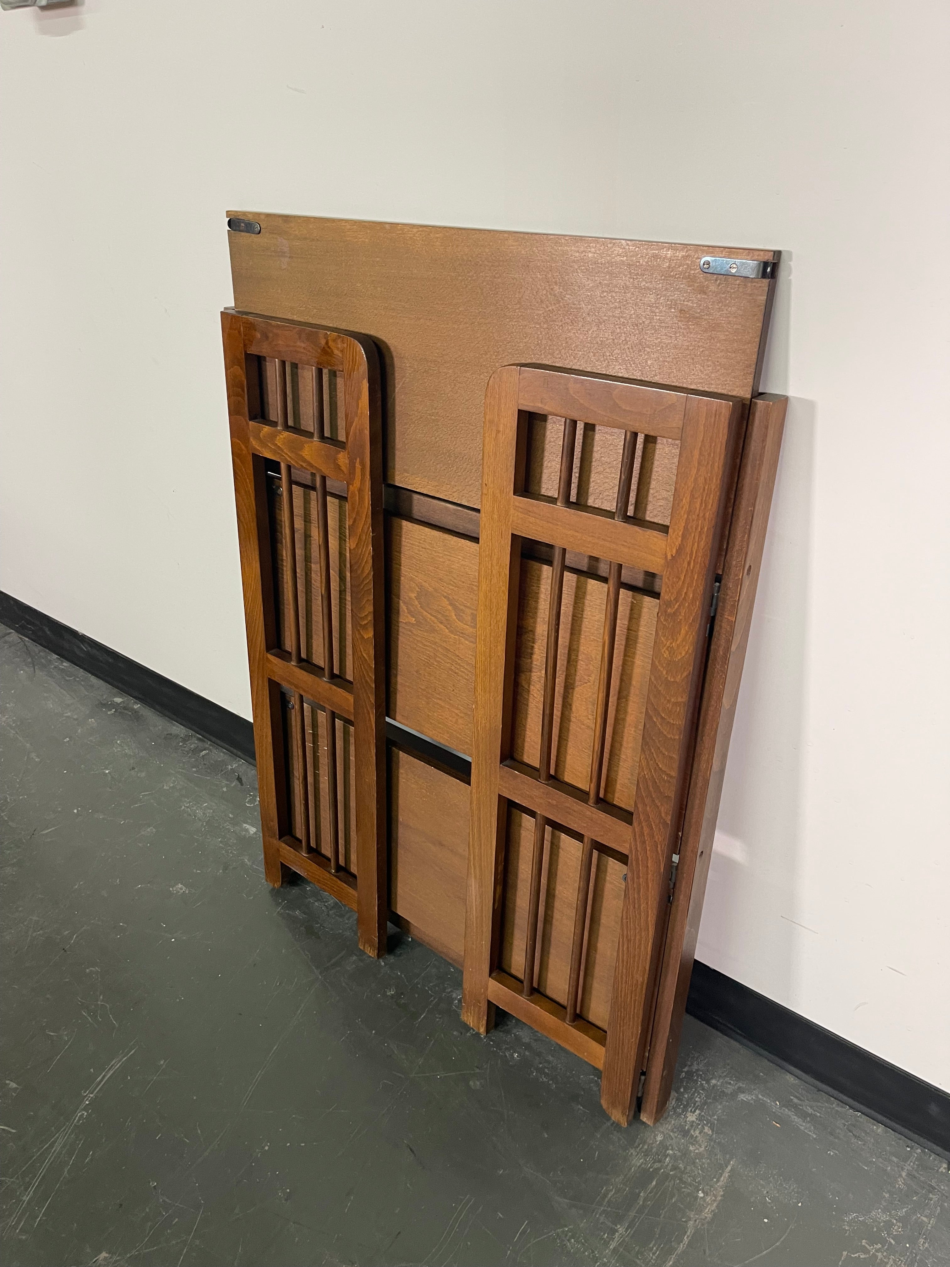 Folding 3-Shelf Bookshelf