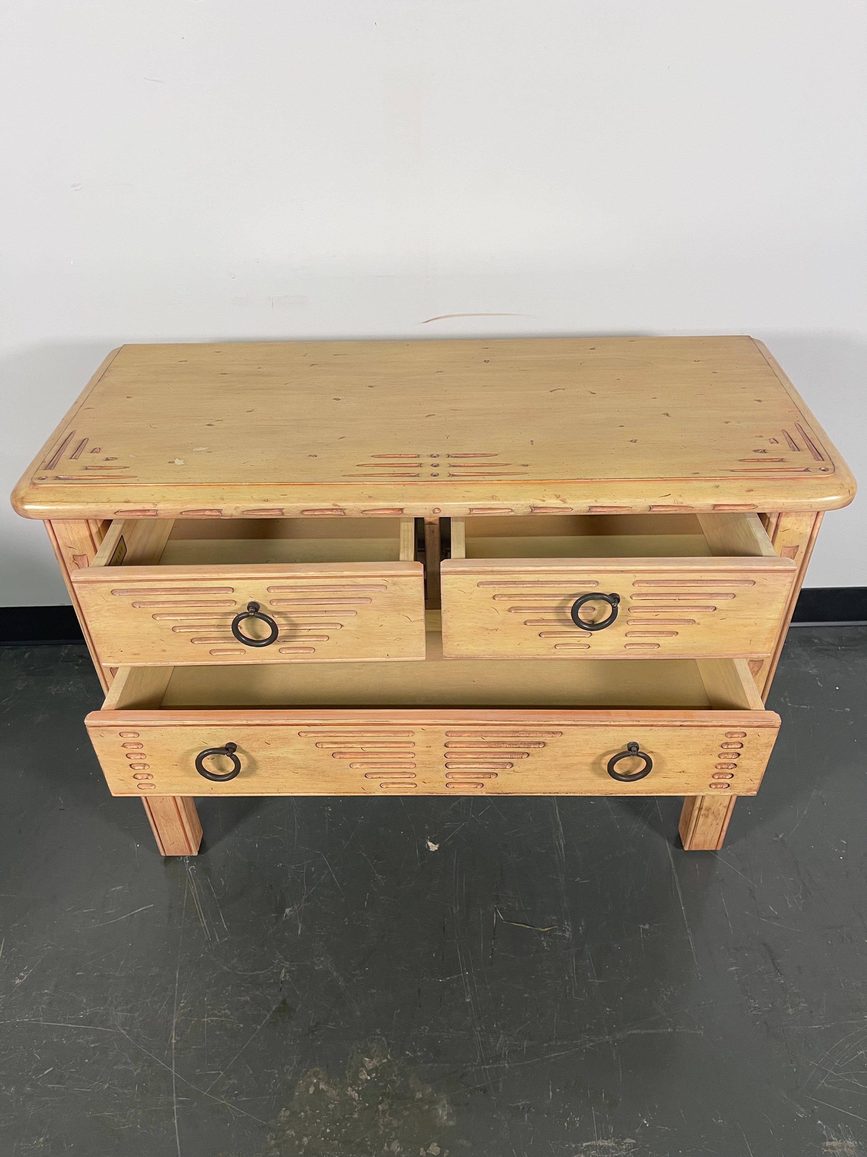 Hammary Southwestern 3-Drawer Console Chest