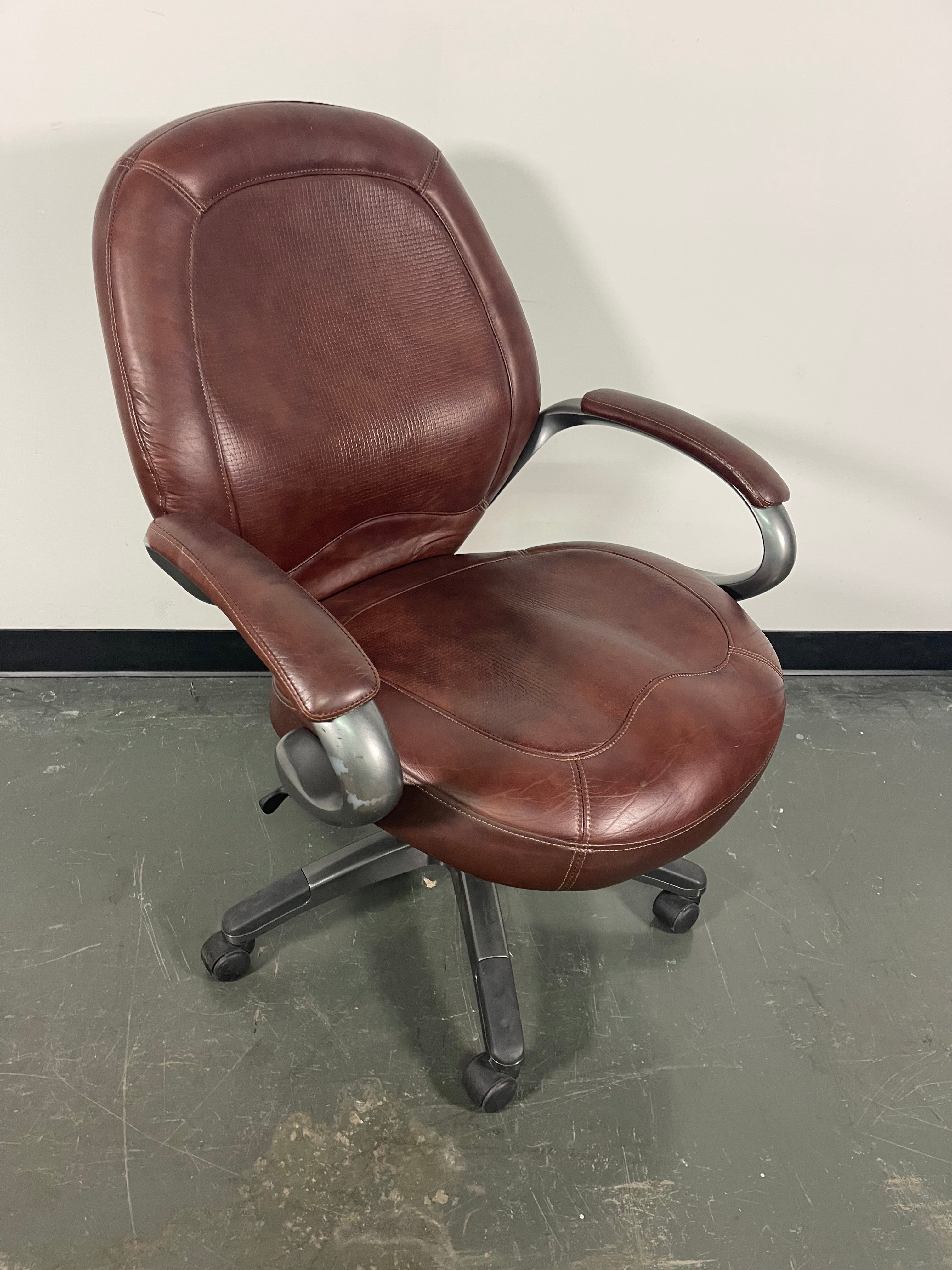 Rich Brown Executive Swivel Office Chair