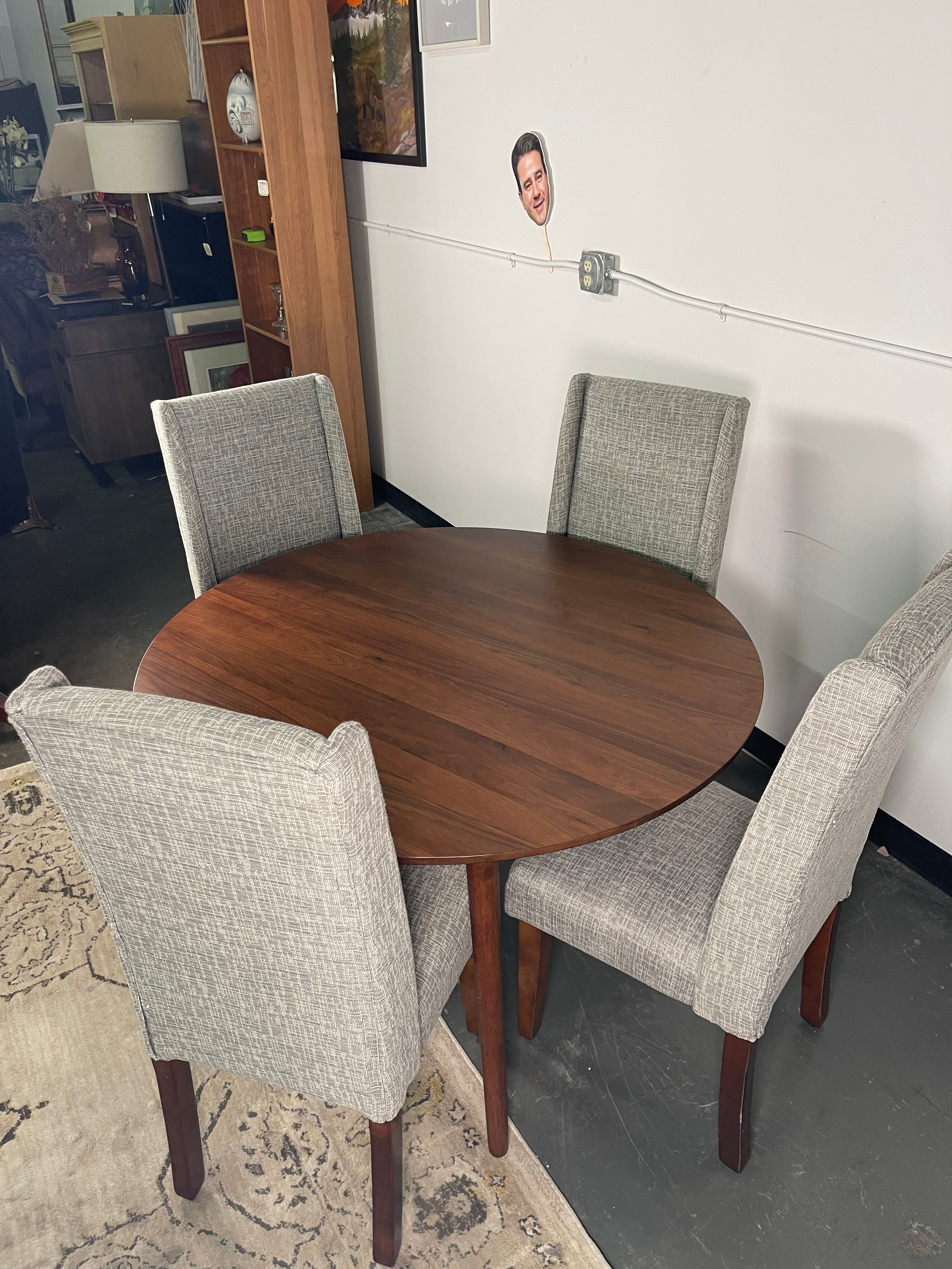 Article Round Dining Table with 4 Upholstered Chairs