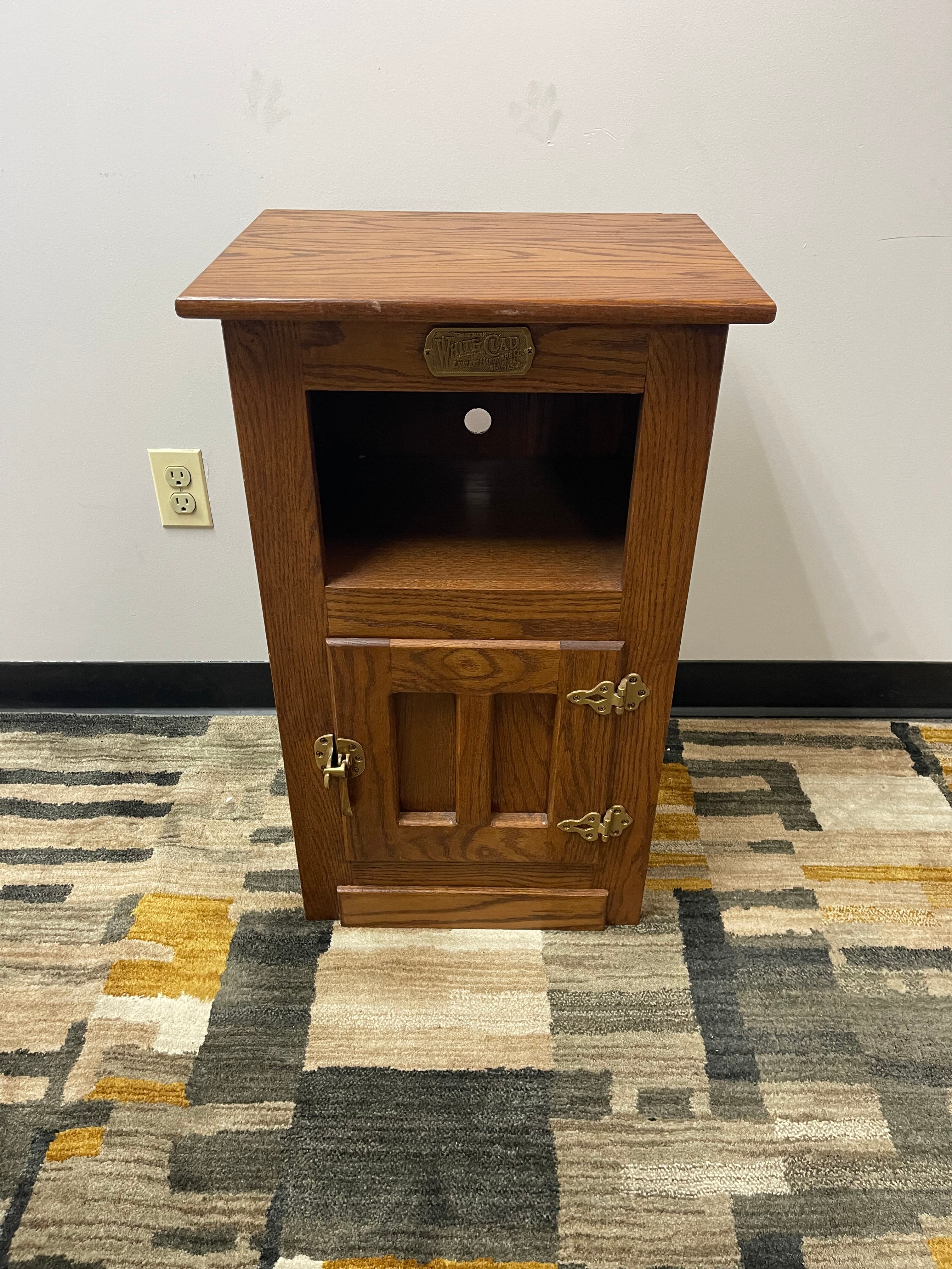 Oak White Clad Icebox-Style Nightstand with Brass Hardware