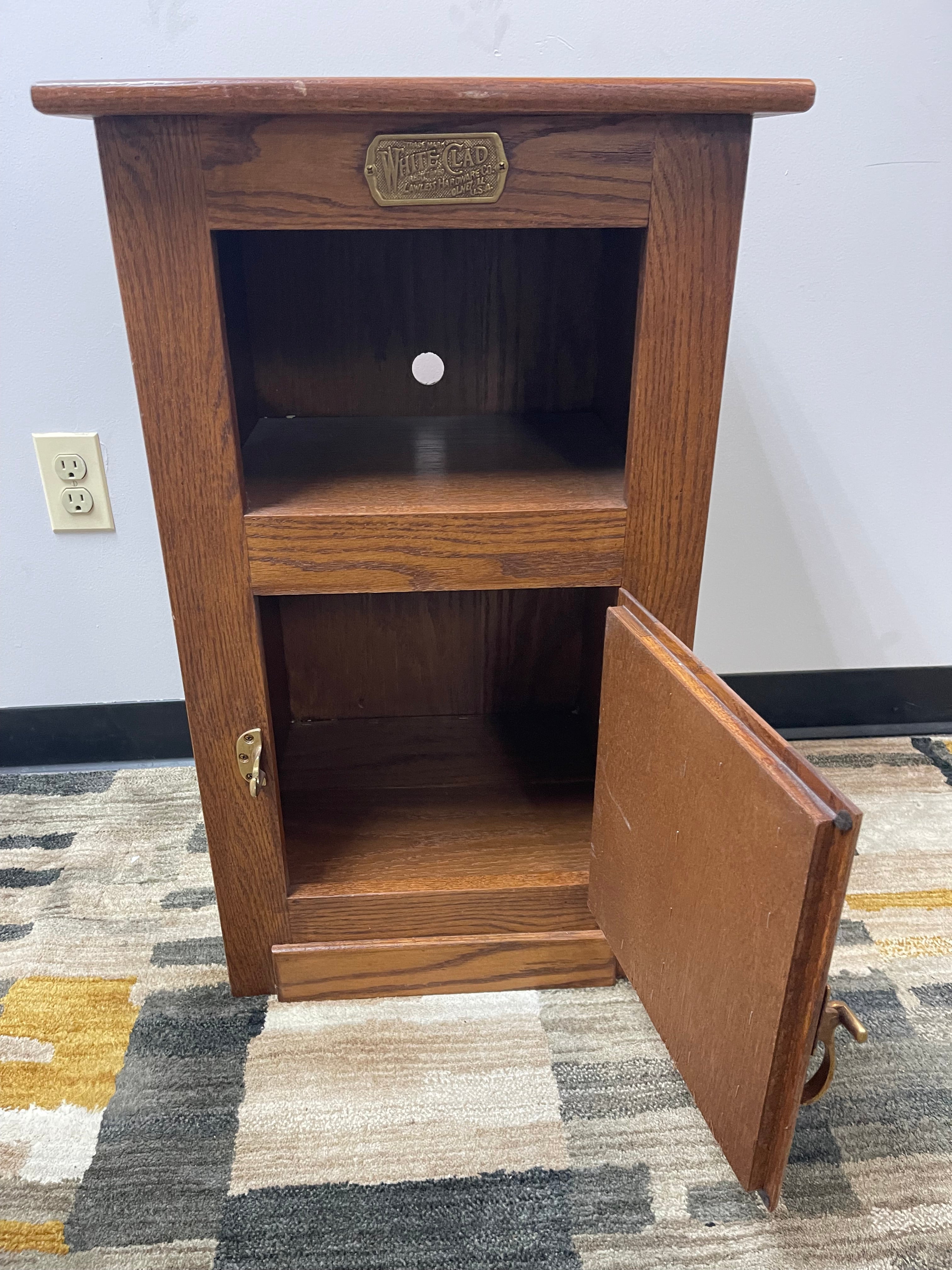 Oak White Clad Icebox-Style Nightstand with Brass Hardware