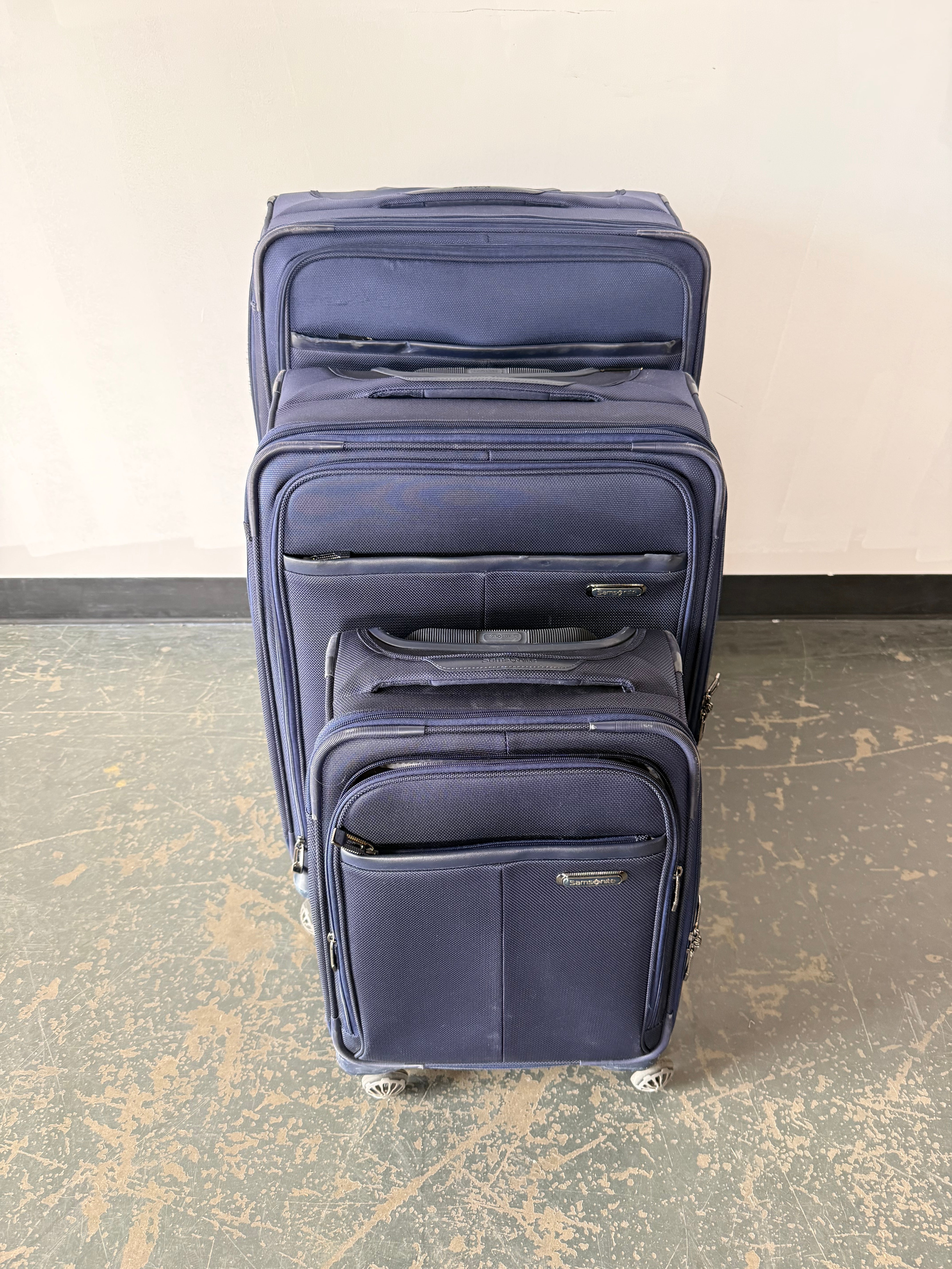 Samsonite 3-Piece Luggage Set – Ready for Every Journey ✈️