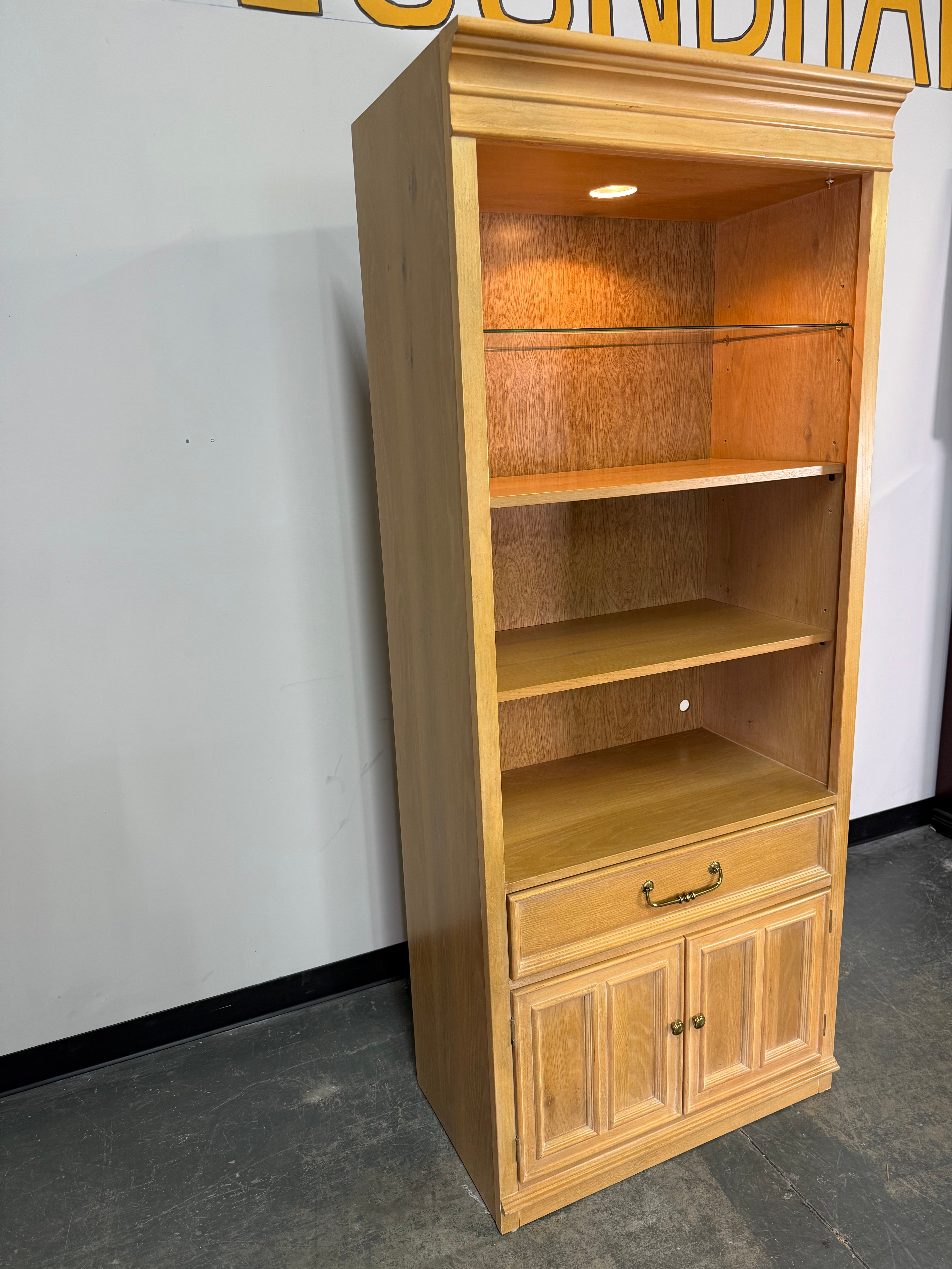 Lighted Display Cabinet with Storage – Classic & Functional ✨