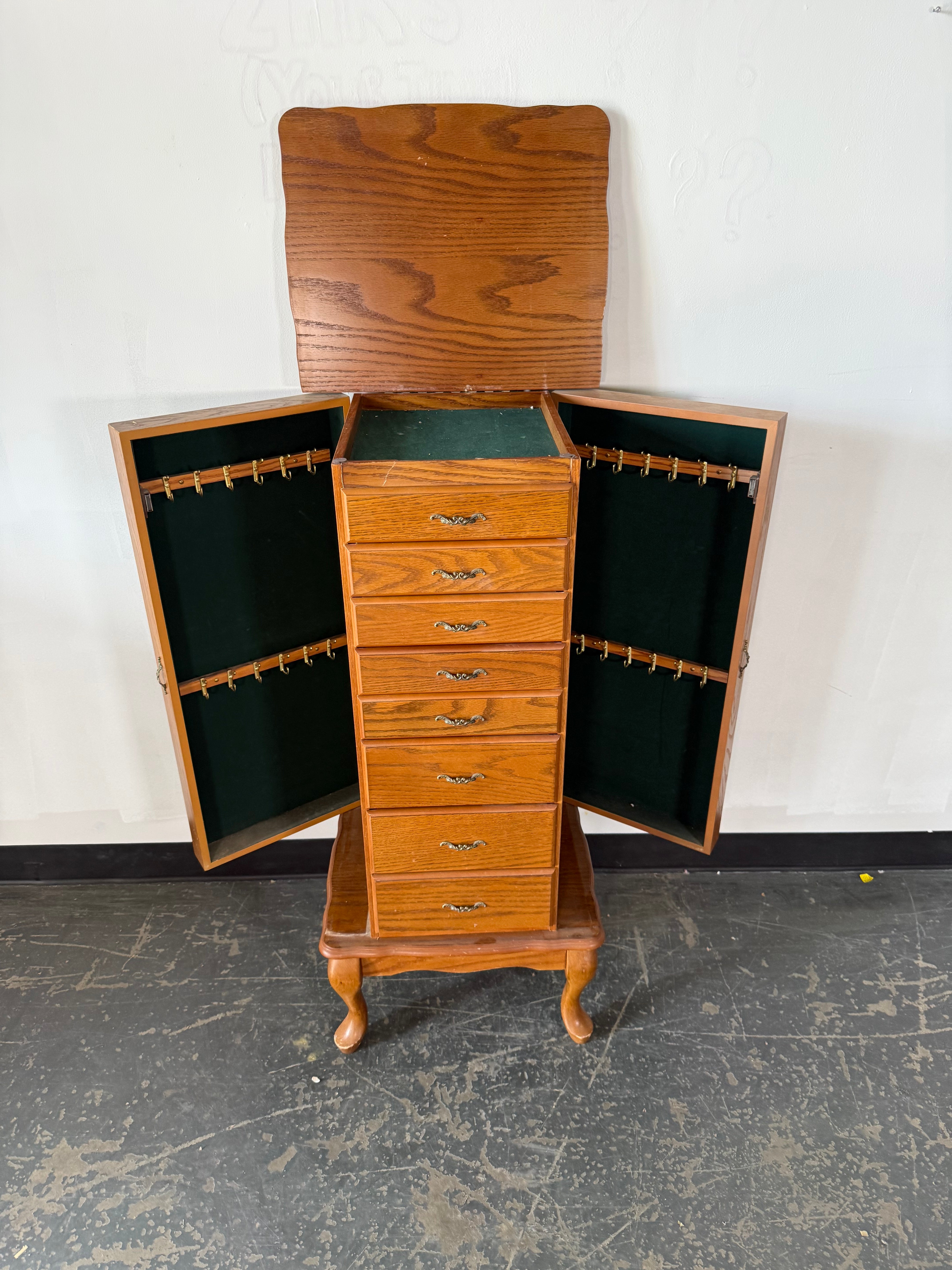 Vintage Jewelry Armoire – Elegant Storage with Hidden Charm