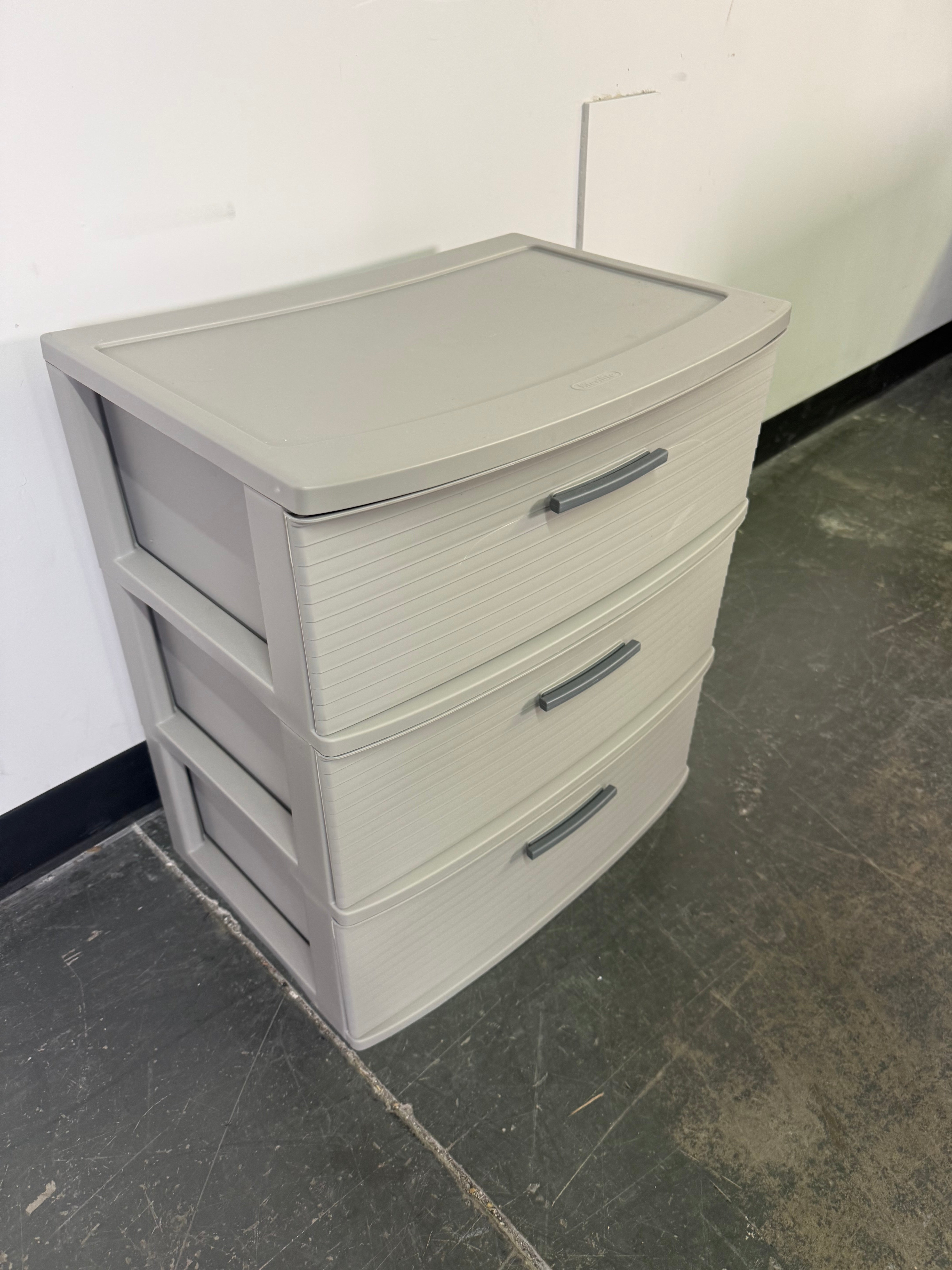 Compact 3-Drawer Storage Unit – Clean &amp; Practical