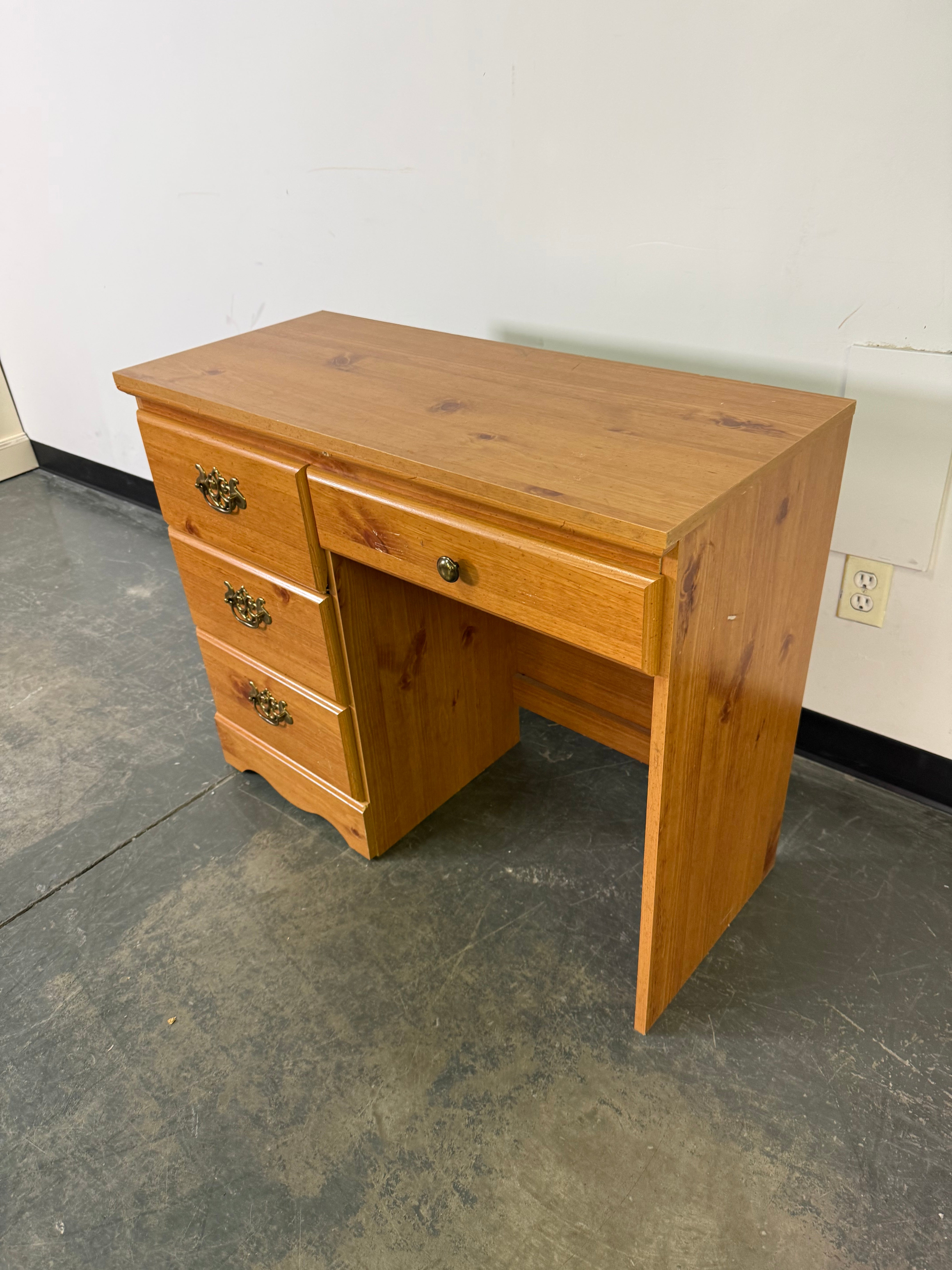 Charming Solid Wood Writing Desk – Compact & Classic