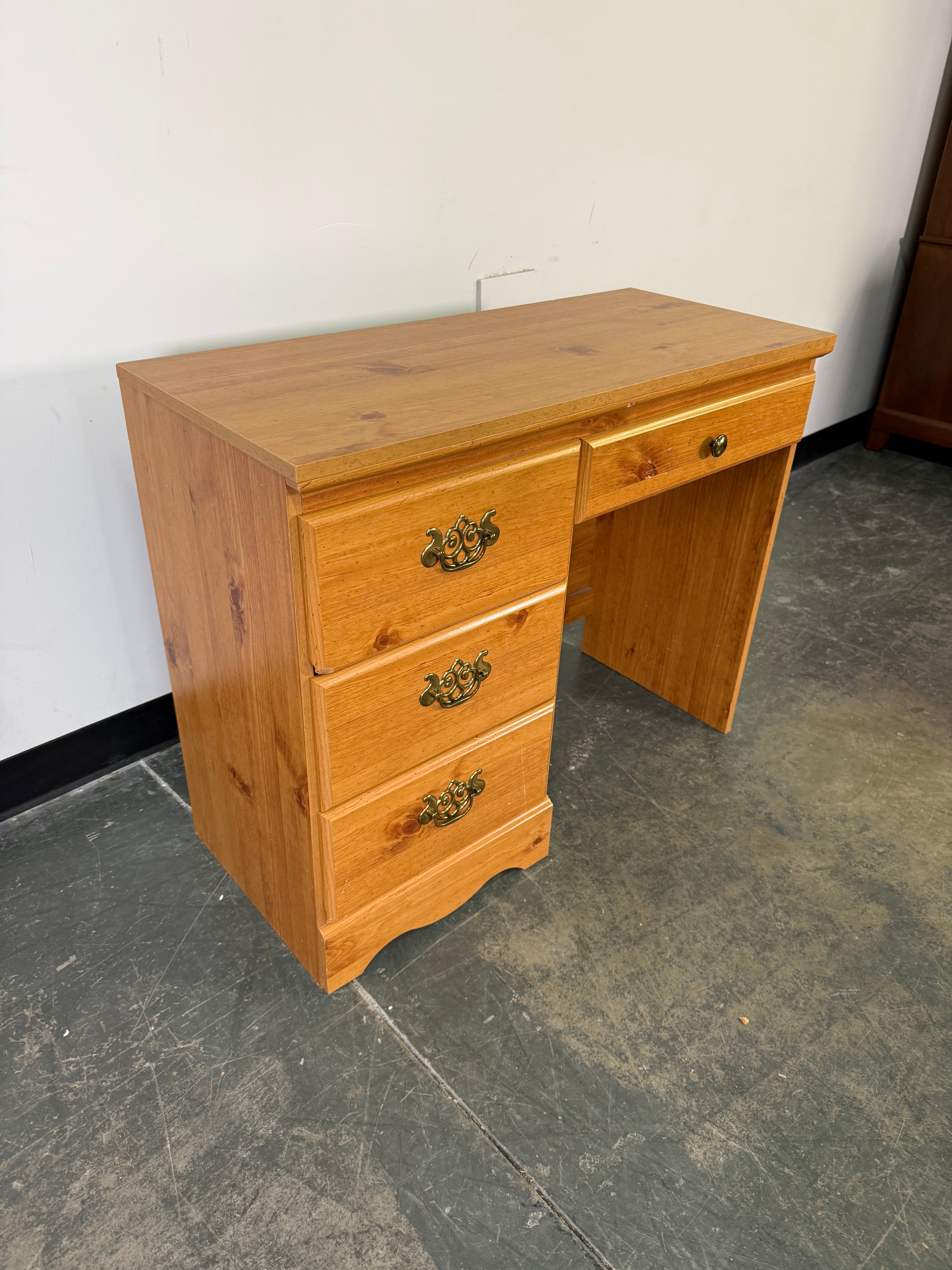 Charming Solid Wood Writing Desk – Compact & Classic