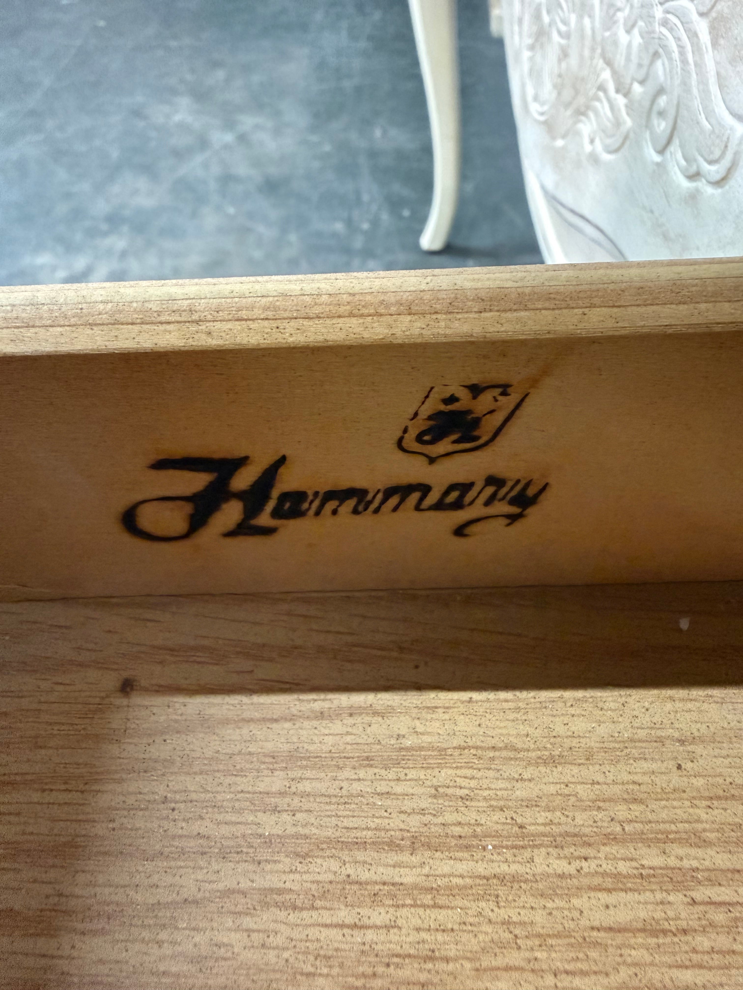 Hammary Distressed White Entry Table