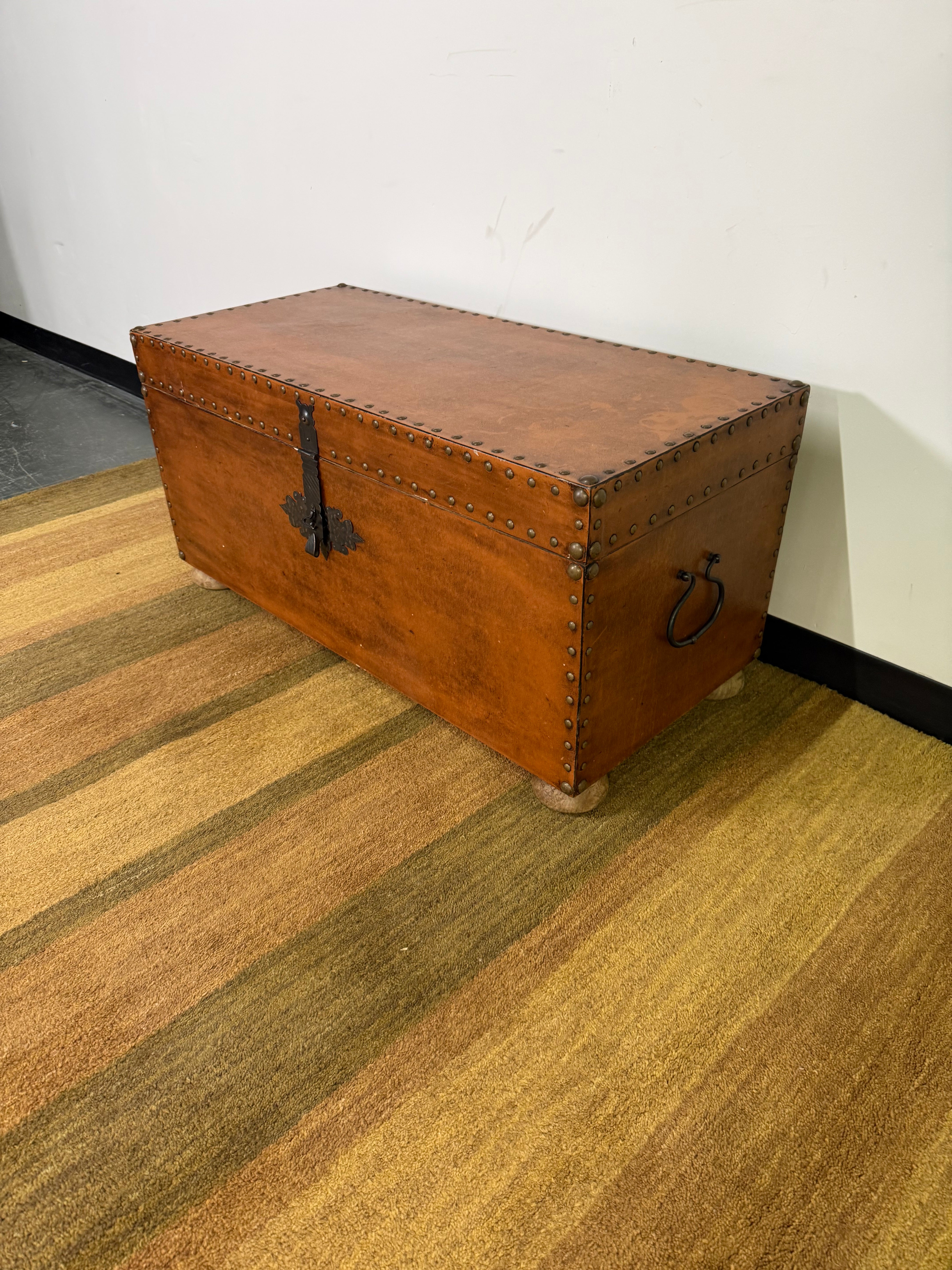 Vintage Storage Trunk Chest