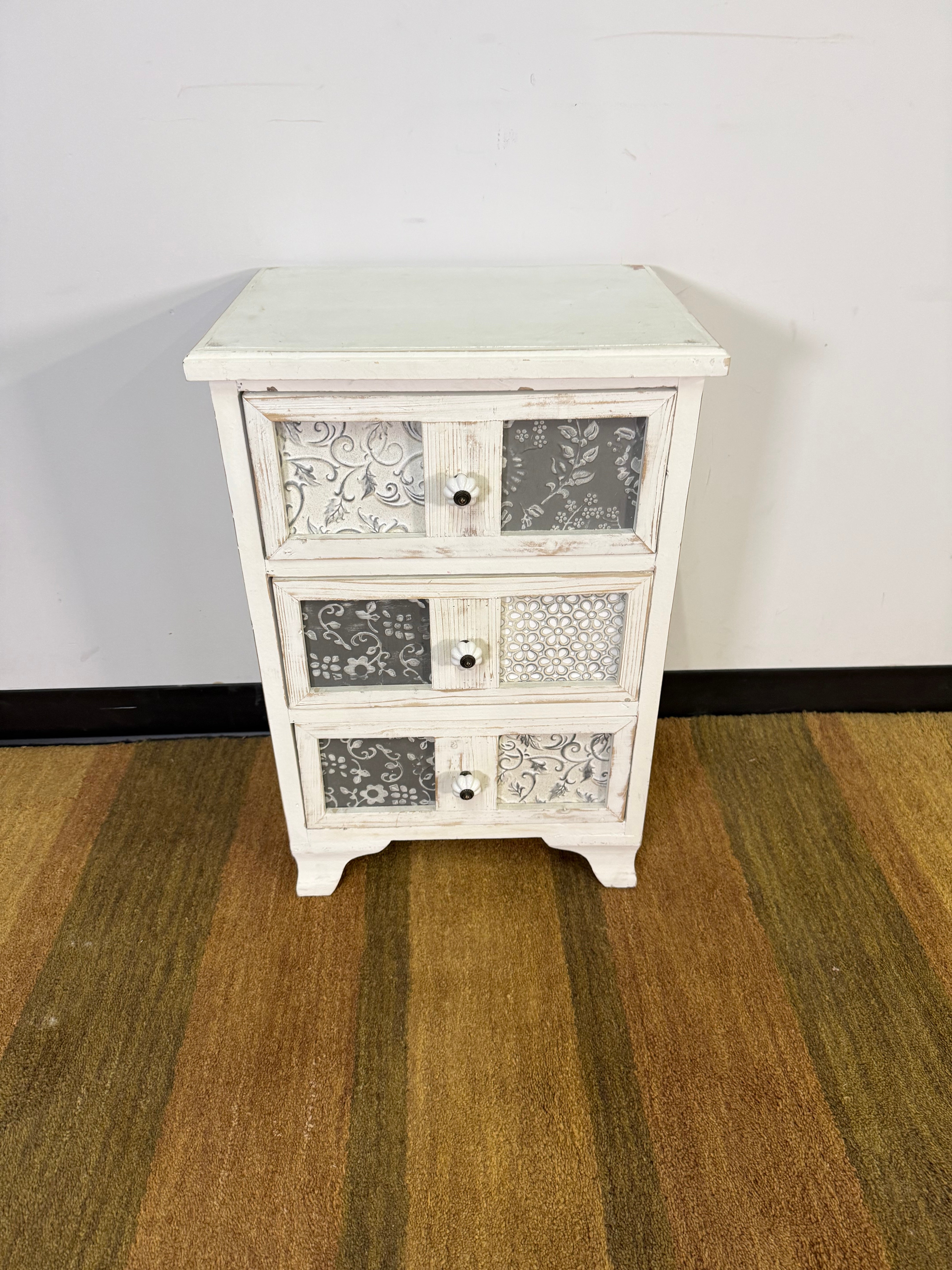 Distressed White 3-Drawer Accent Chest