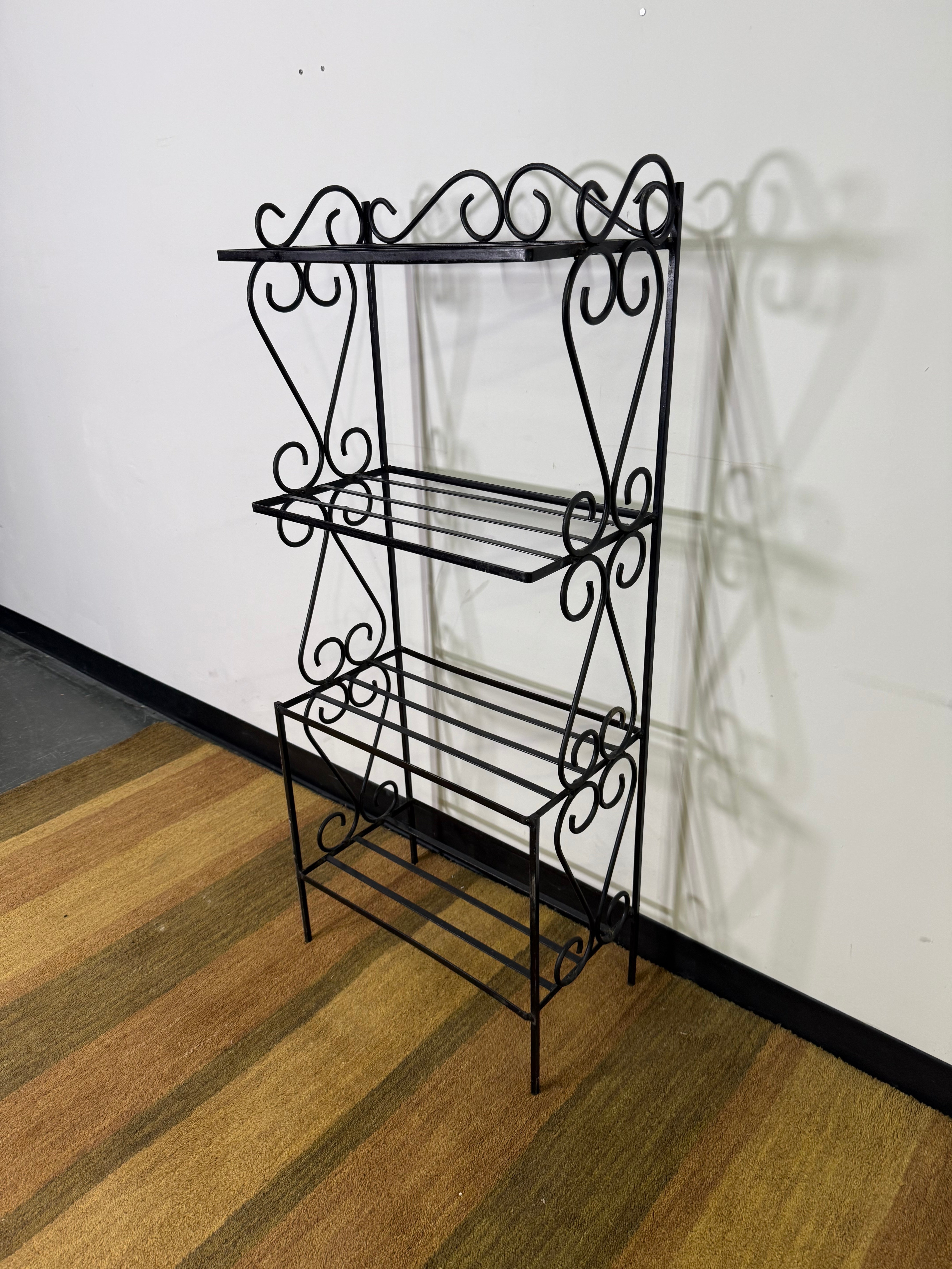 Decorative Black Metal Display Rack
