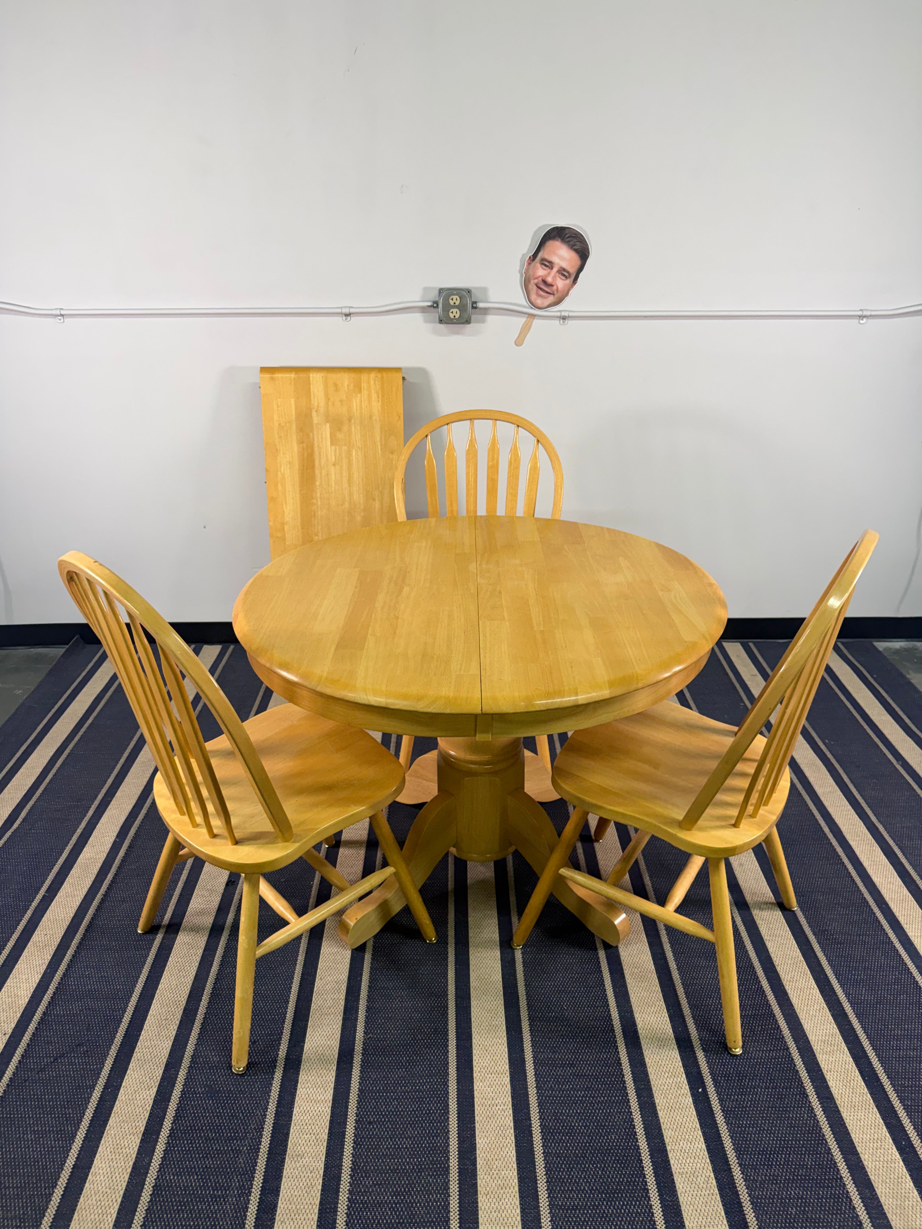 Round Pedestal Dining Table with Leaf & 3 Windsor Chairs