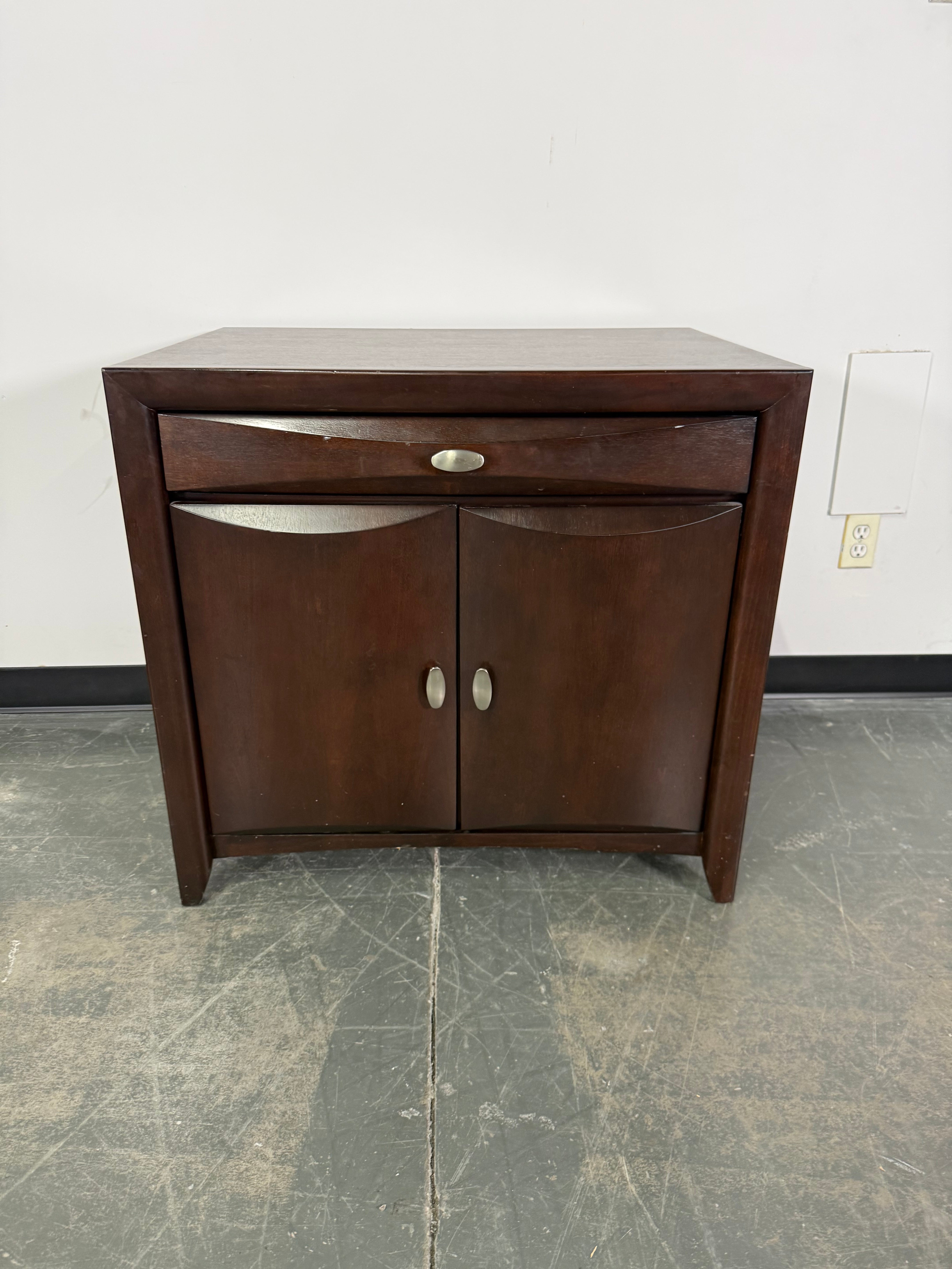 Wood Accent Cabinet / Nightstand